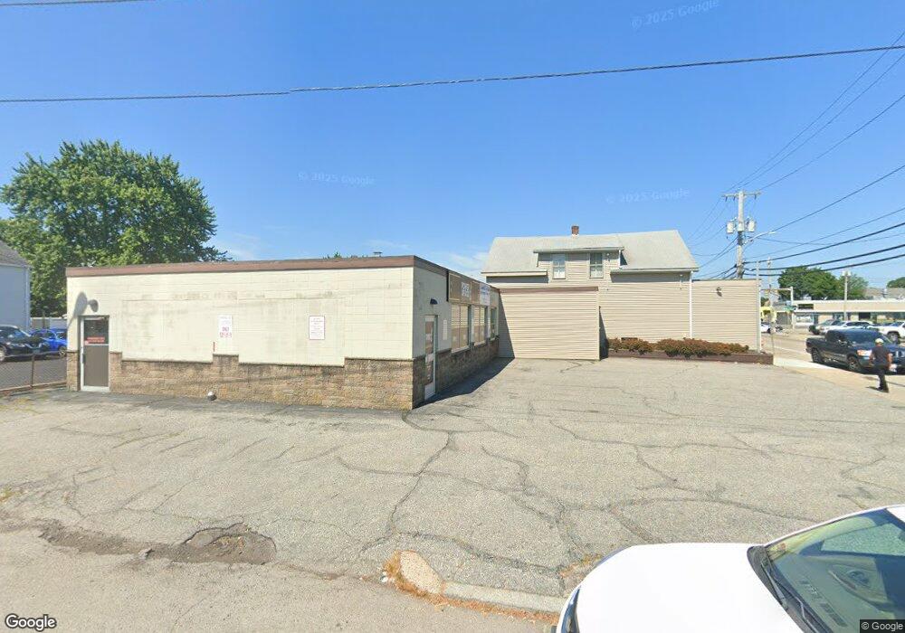 445 Benefit St, Pawtucket, RI 02861 - photo 1