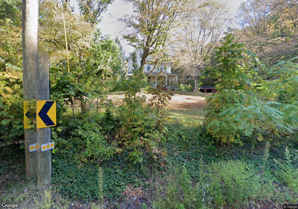 472 E Mountain Rd, Waterbury, CT 06706 - photo 1