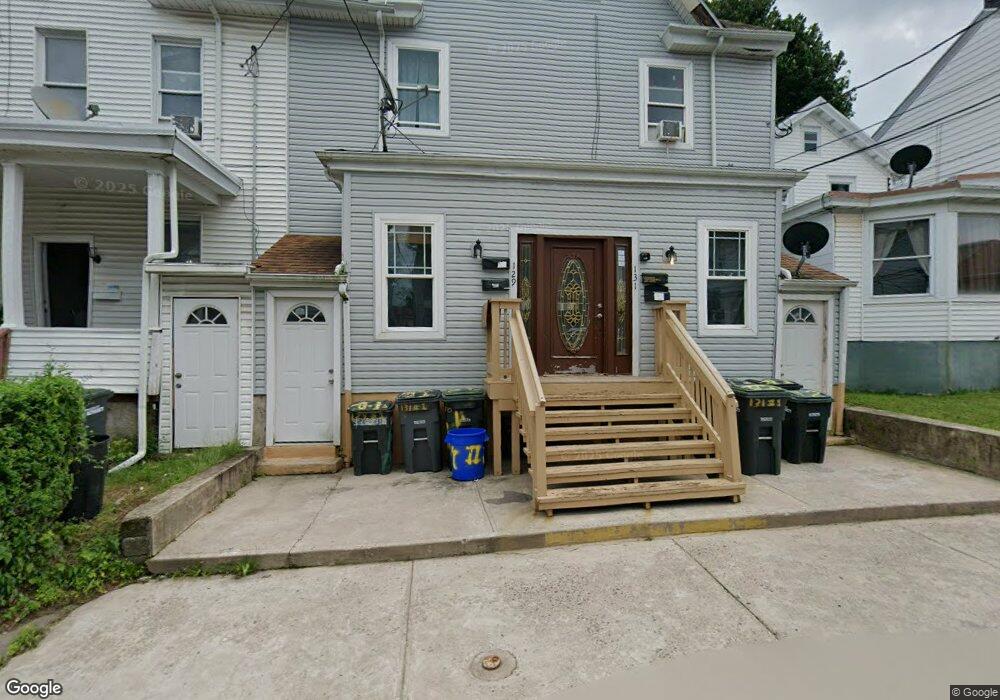 129 S Laurel St, Hazleton, PA 18201 - photo 1