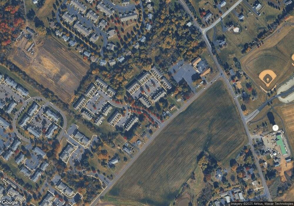 870 Doe Ct, Royersford, PA 19468 - photo 1