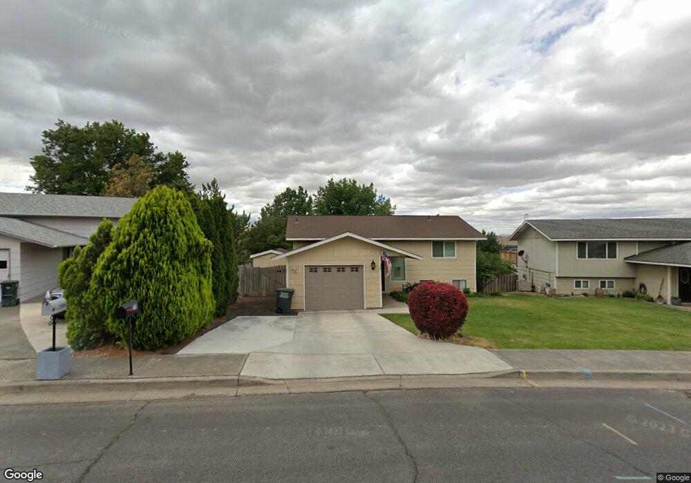 2210 SW Quinney Dr, Pendleton, OR 97801 - photo 1