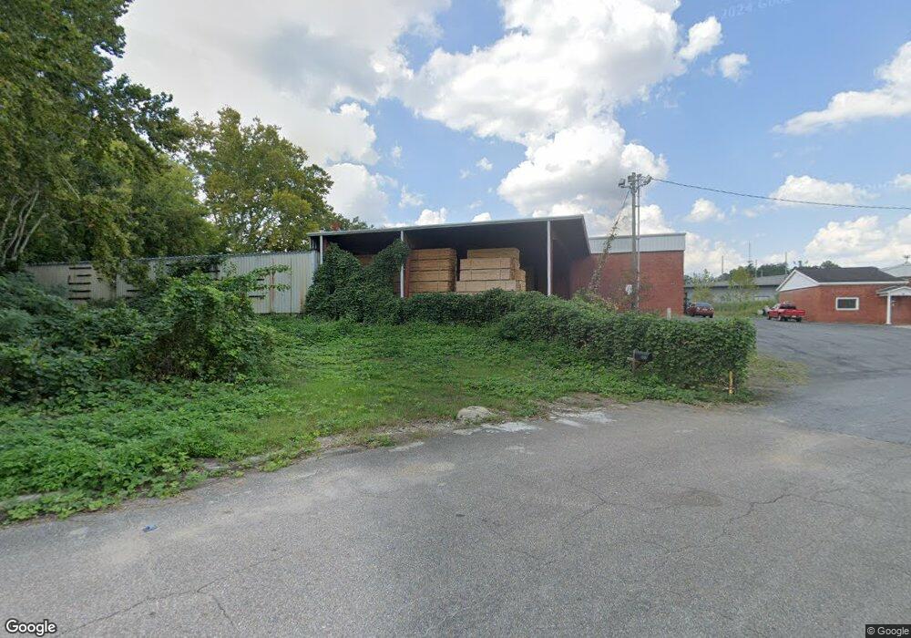 203 N Ussery St, Dothan, AL 36303 - photo 1