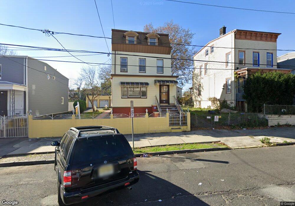 89 Pearsall Ave unit 3R, Jersey City, NJ 07305 - photo 1