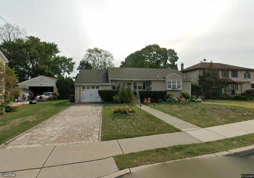 240 Phillips Ave, South Hackensack, NJ 07606 - photo 1