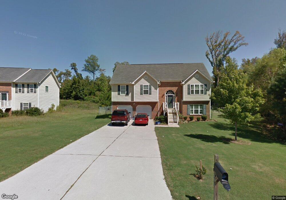 305 Clarion Dr, Carrollton, GA 30116 - photo 1