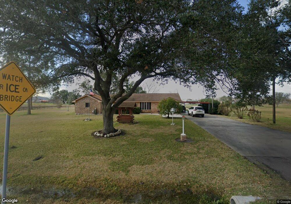 1089 County Road 149, Alvin, TX 77511 - photo 1
