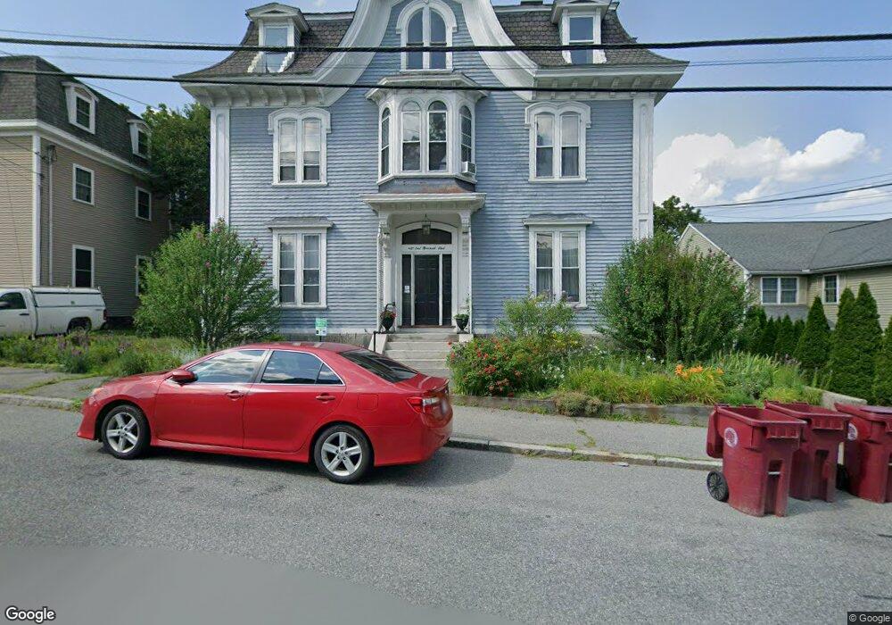 420 E Merrimack St unit 3, Lowell, MA 01852 - photo 1