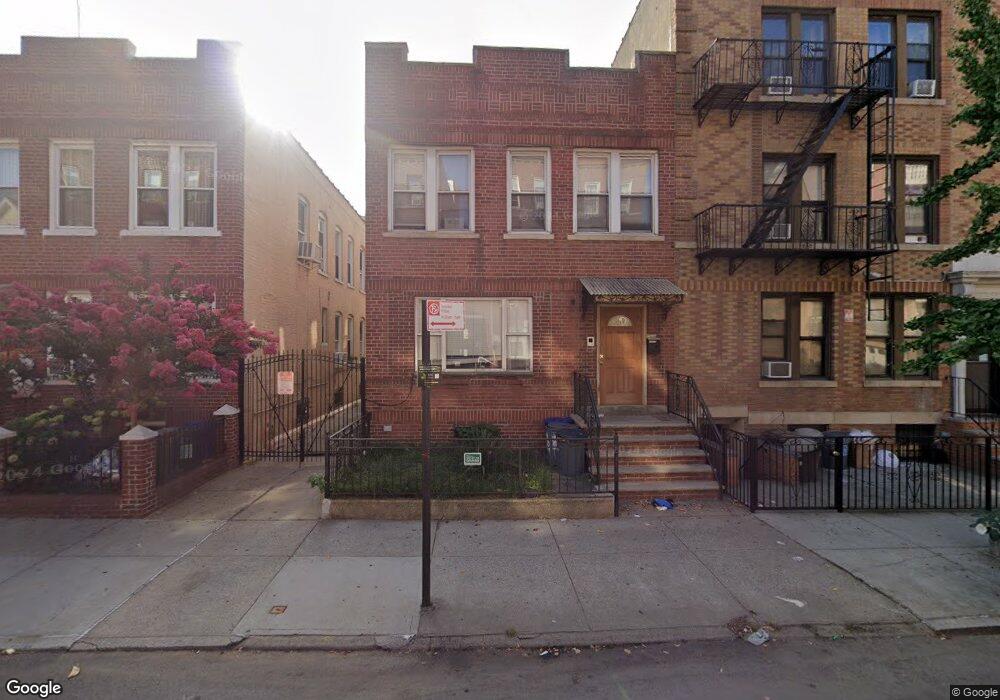 2571 37th St, Astoria, NY 11103 - photo 1