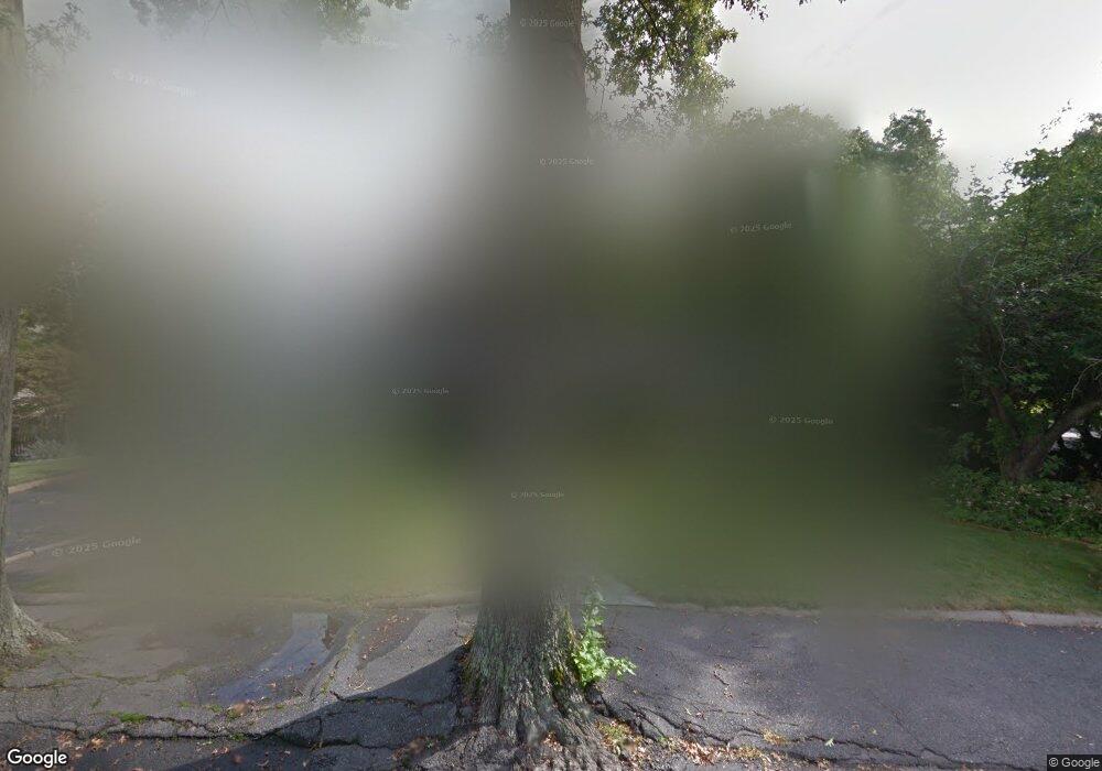 3 Lexington Cir, Swampscott, MA 01907 - photo 1