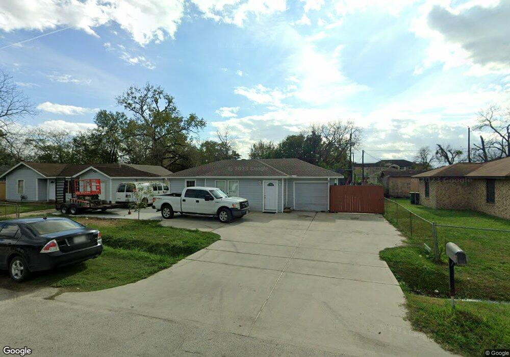 6906 Jay St, Houston, TX 77028 - photo 1