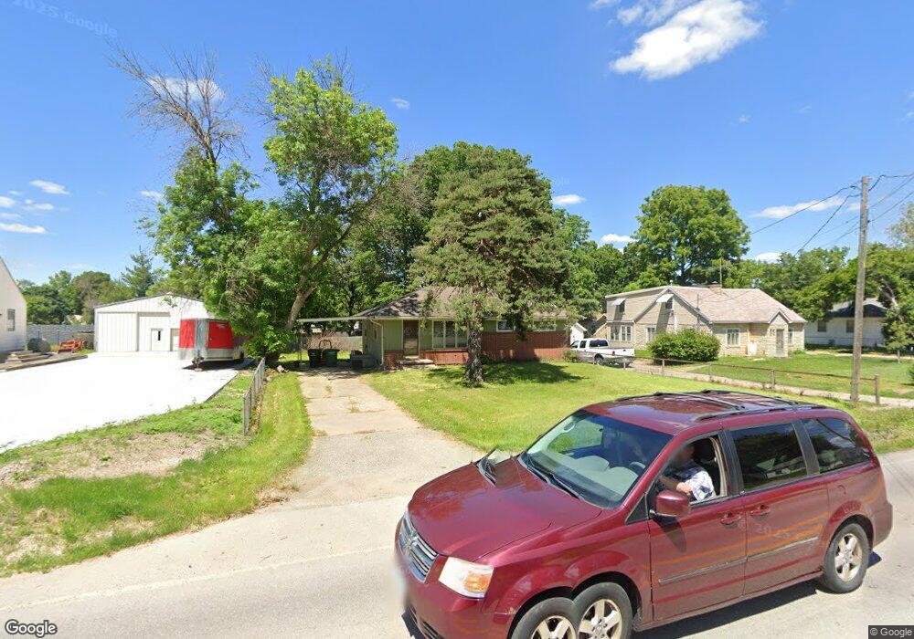 475 NW Aurora Ave, Des Moines, IA 50313 - photo 1