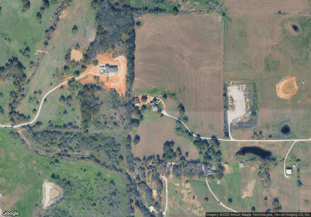 401 Mcvoid Rd, Springtown, TX 76082 - photo 1