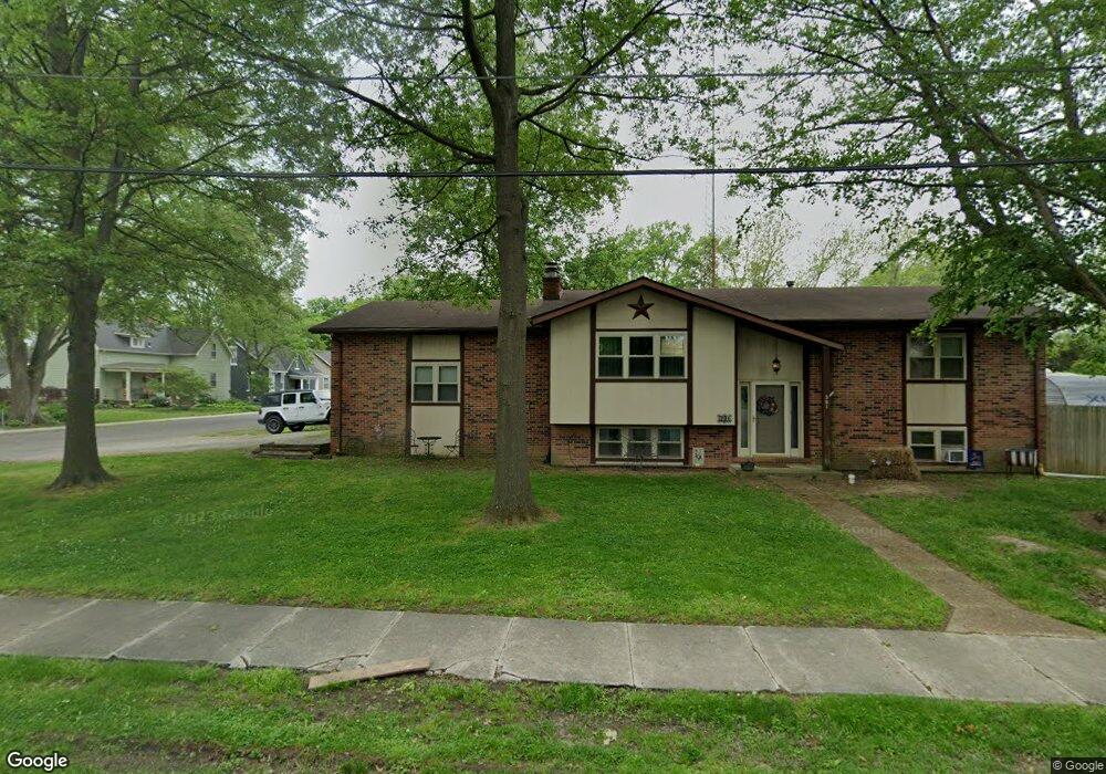 301 W Mill St, Freeburg, IL 62243 - photo 1