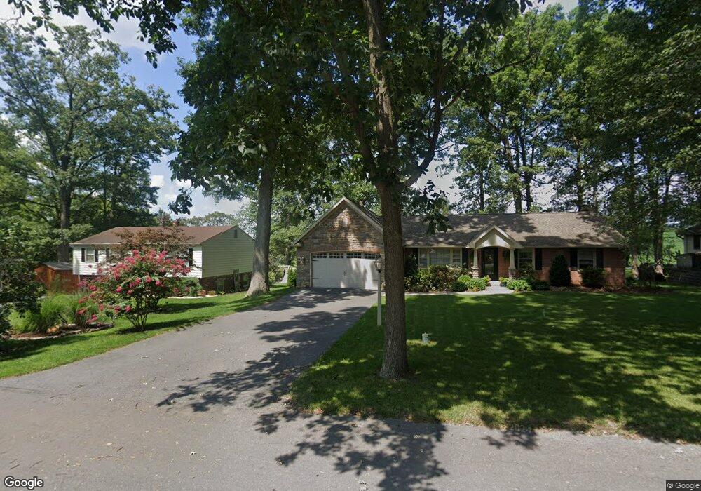 17 Locust Ln, Leola, PA 17540 - photo 1