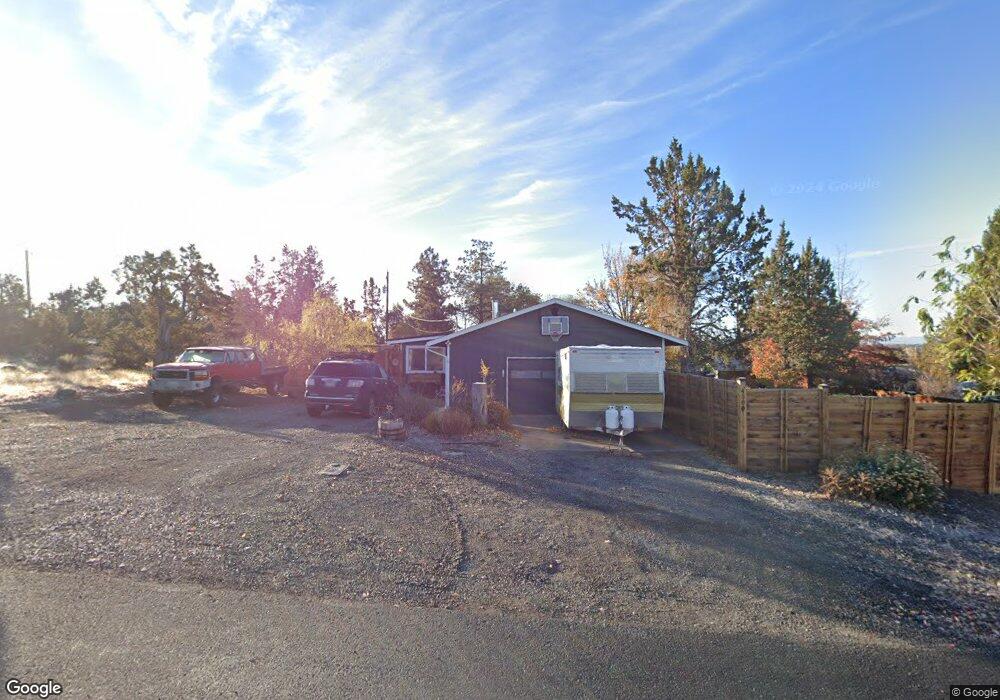 4580 SW Volcano Ave, Redmond, OR 97756 - photo 1