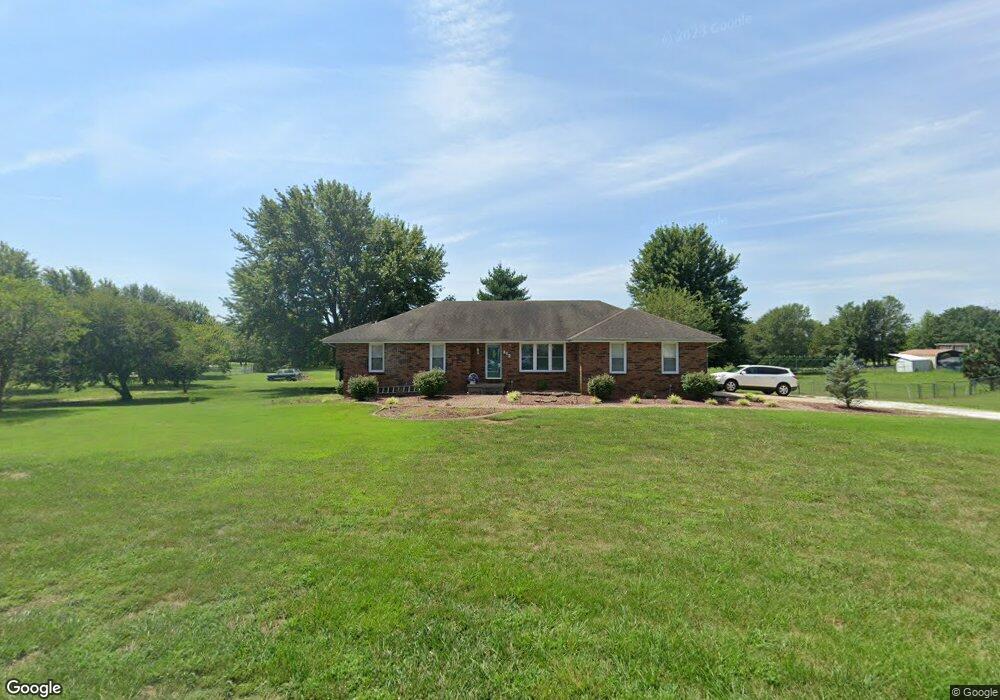 802 W Meadowview Dr, Nixa, MO 65714 - photo 1