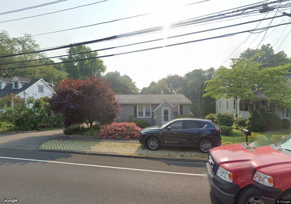 1946 N Benson Rd, Fairfield, CT 06824 - photo 1