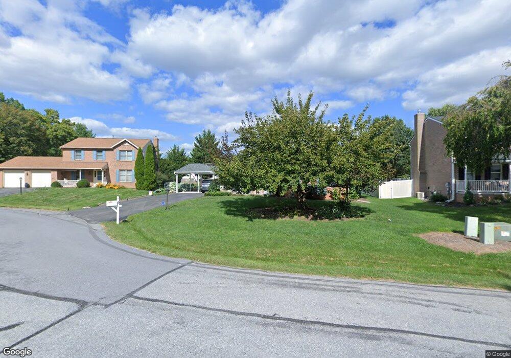 9 Dartmouth Dr, Hagerstown, MD 21742 - photo 1