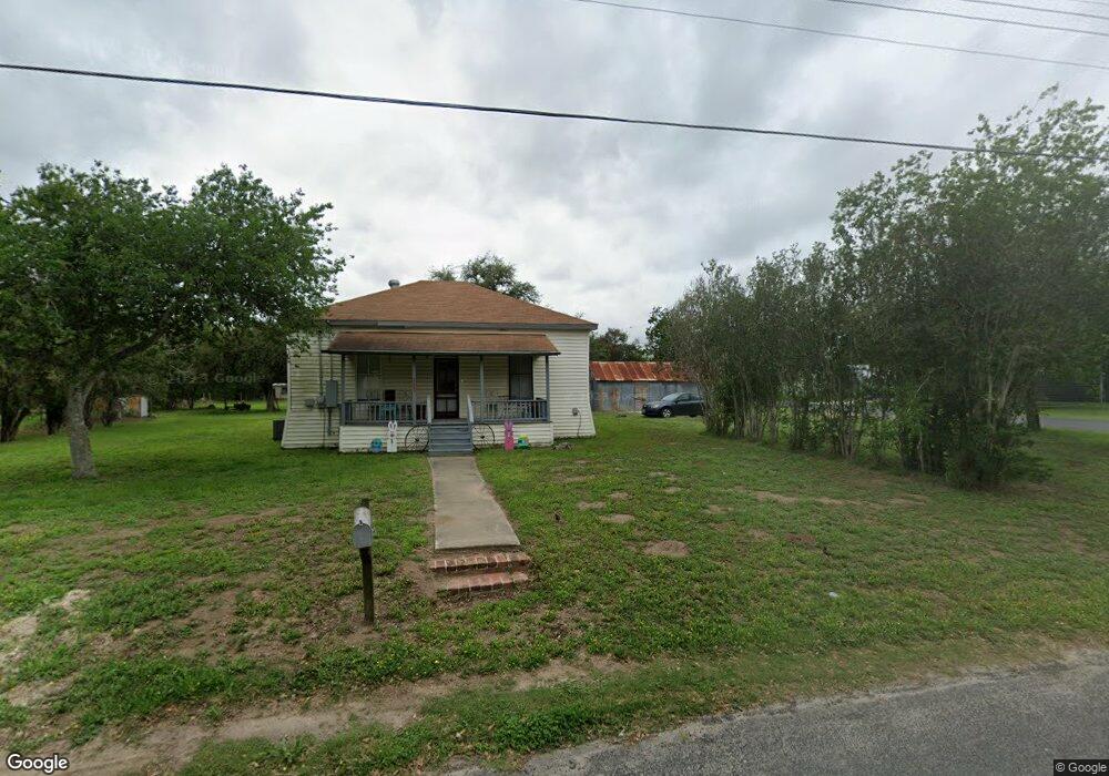 505 W Inez St, Beeville, TX 78102 - photo 1