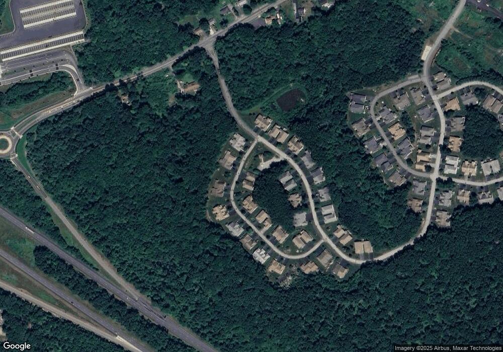 12 Summerfield Dr unit 4, Uxbridge, MA 01569 - photo 1