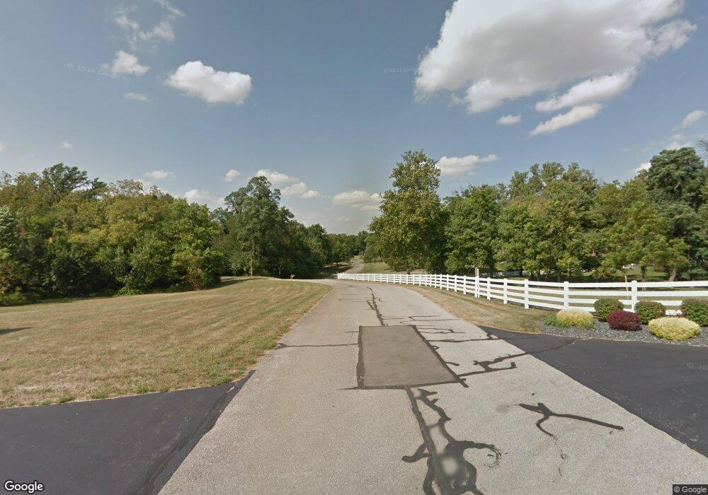 10183 S Auburn Hills Dr, Edinburgh, IN 46124 - photo 1