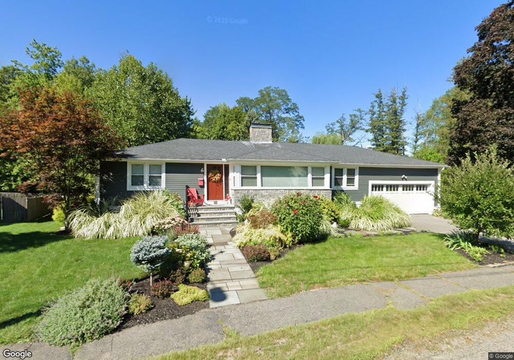 36 Oakley Ln, Waltham, MA 02452 - photo 1