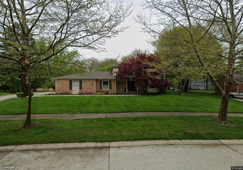 2578 Devonwood Dr, Troy, MI 48098 - photo 1