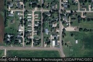 8141 8th Ave, Glencoe, MN 55336