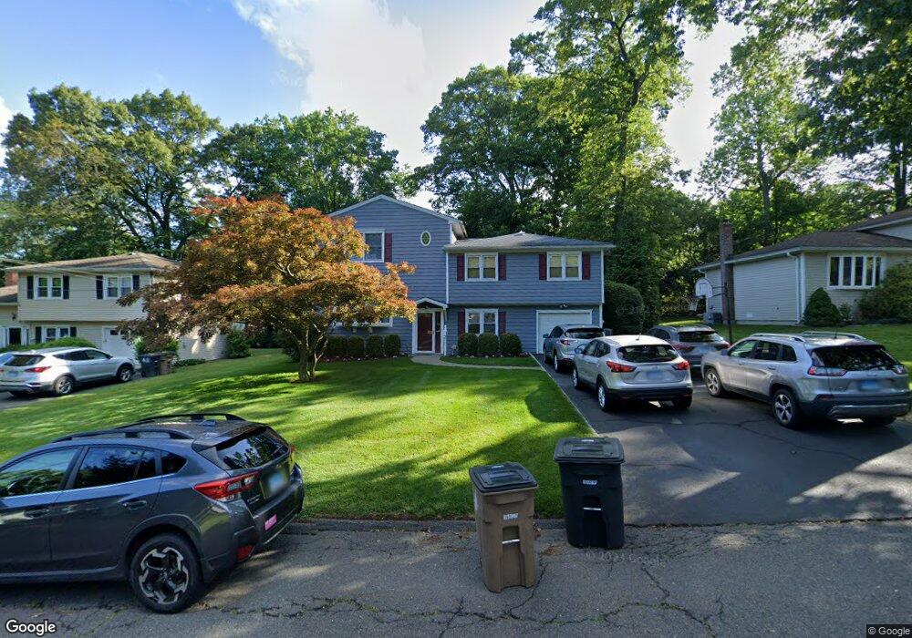 65 Fawn Dr, Stamford, CT 06905 - photo 1