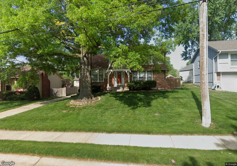 10222 Rosehill Rd, Lenexa, KS 66215 - photo 1