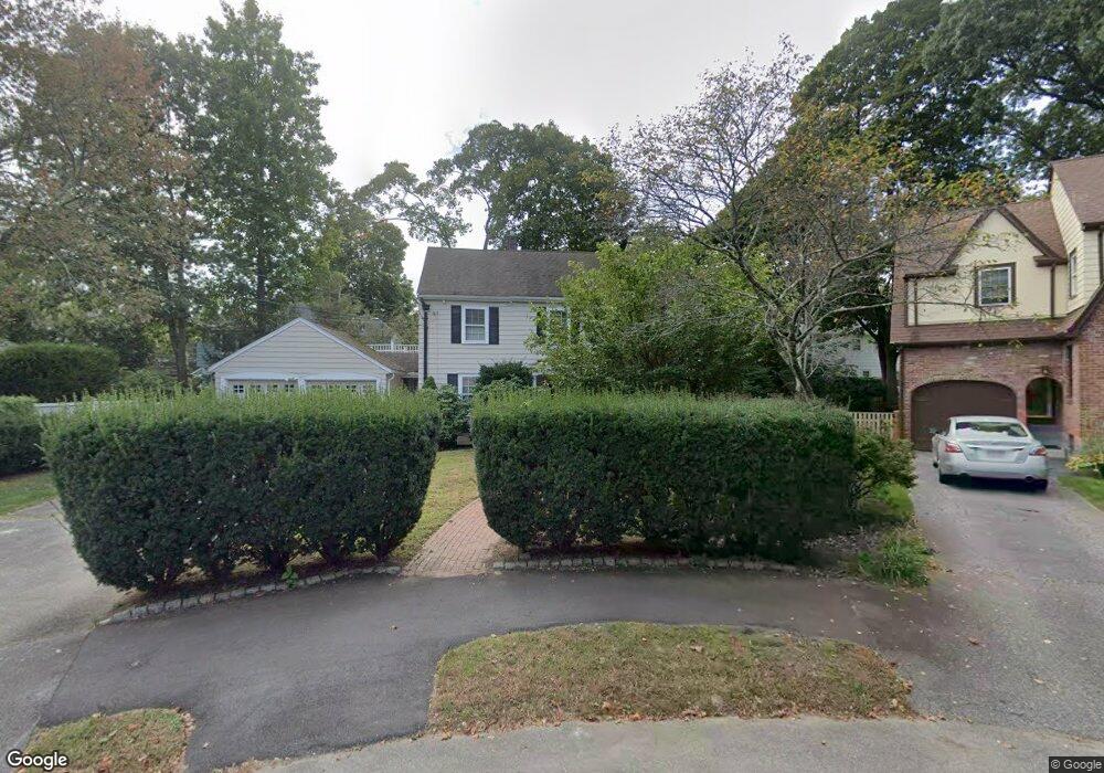 18 Bonmar Cir, Auburndale, MA 02466 - photo 1