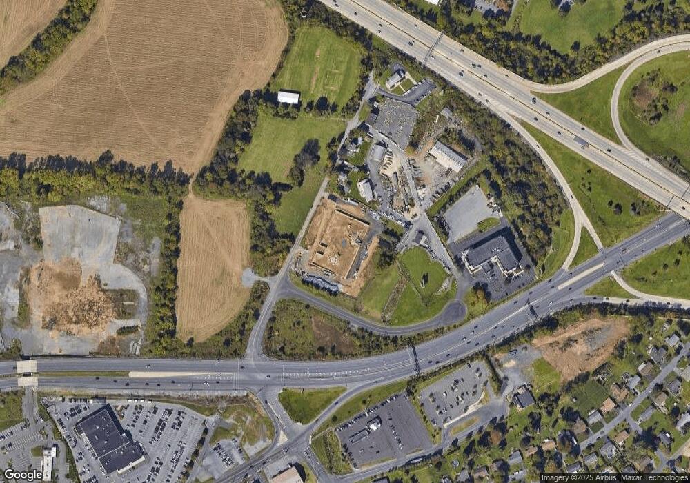 4454 S Cedarbrook Rd, Allentown, PA 18103 - photo 1