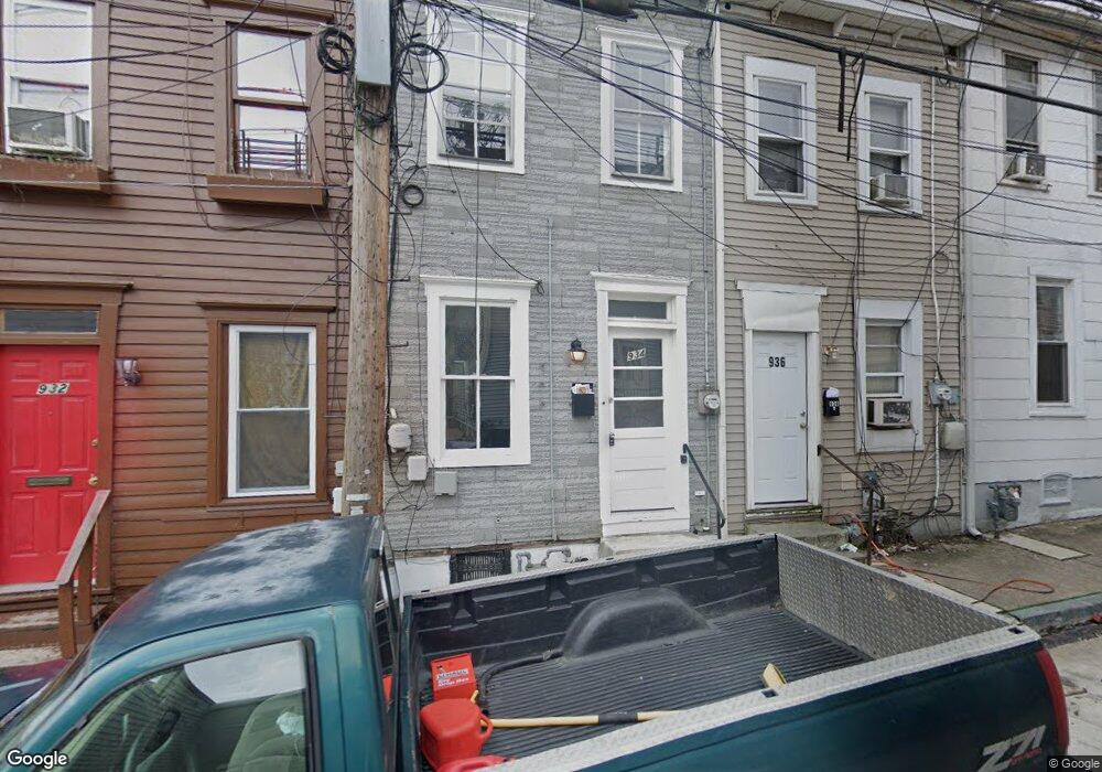 936 W Pine St, Allentown, PA 18102 - photo 1