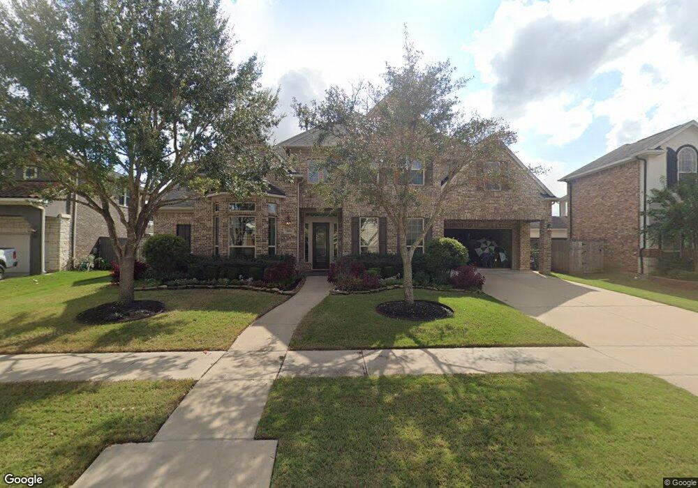 5719 Caspian Falls Ln, Fulshear, TX 77441 - photo 1