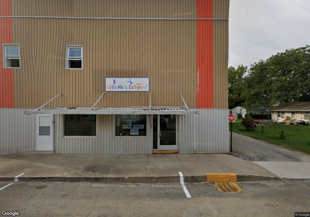 217 W Main St, Wayland, IA 52654 - photo 1