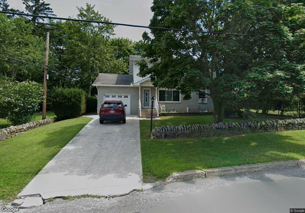 12 W 11th St, Jim Thorpe, PA 18229 - photo 1