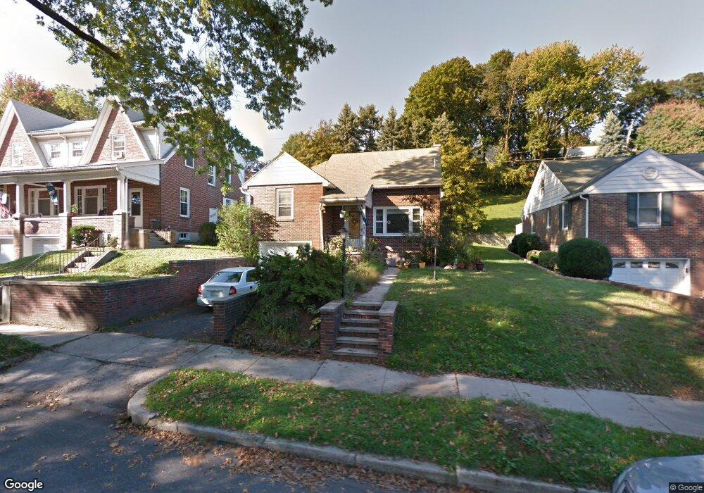 2425 Highland St, Reading, PA 19609 - photo 1