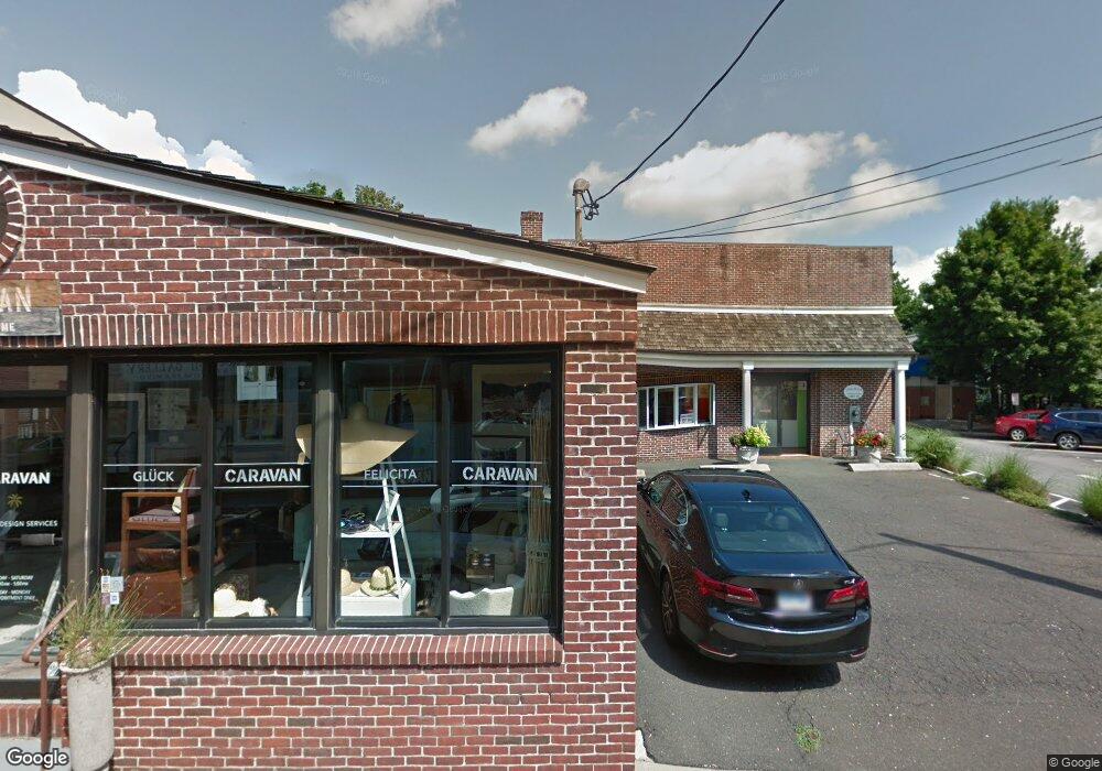 12 Burtis Ave, New Canaan, CT 06840 - photo 1