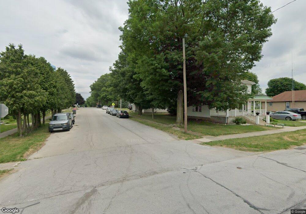 106 N Yale St, Mentone, IN 46539 - photo 1