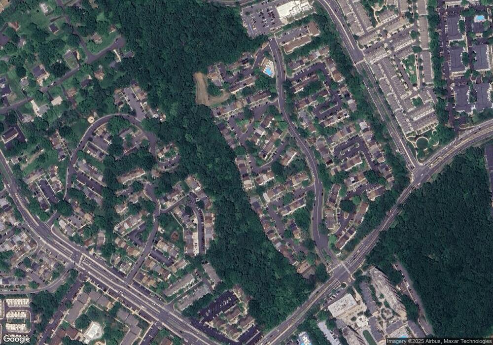 3066 Winter Pine Ct, Fairfax, VA 22031 - photo 1