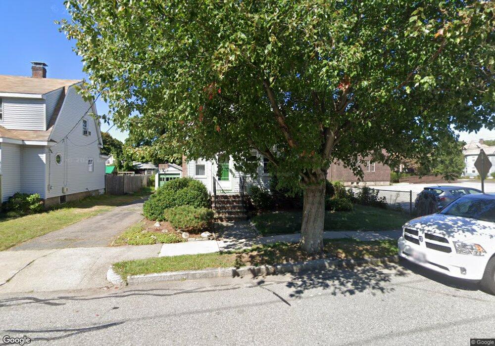 5 Hanson St, Wakefield, MA 01880 - photo 1