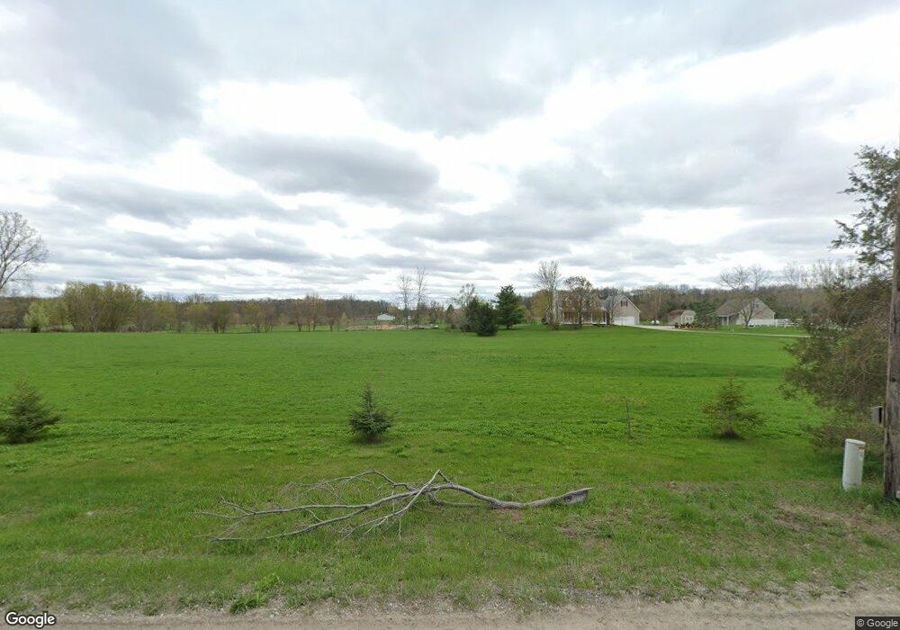 9401 Trinkle Rd, Dexter, MI 48130 - photo 1