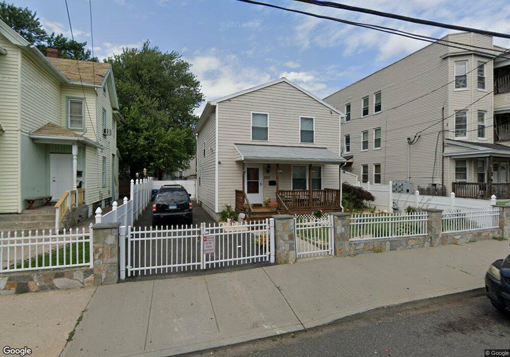 233 Jane St unit 235, Bridgeport, CT 06608 - photo 1