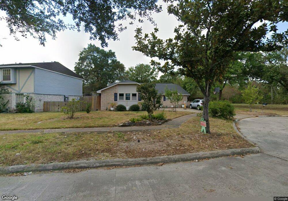 7039 Bent Branch Dr, Houston, TX 77088 - photo 1