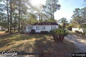 8 Pine Valley Rd, Savannah, GA 31404