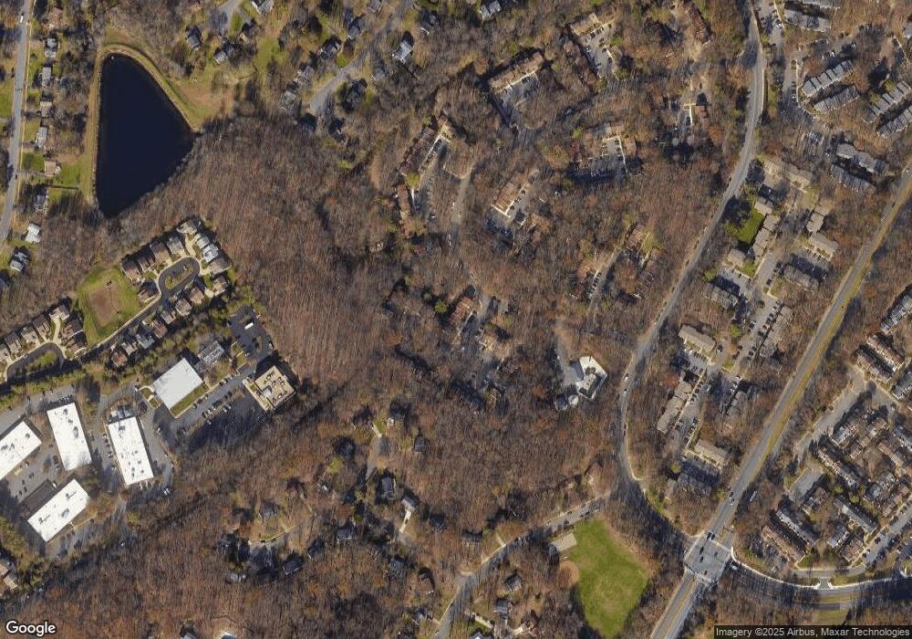 2384 Cloudcroft Square, Reston, VA 20191 - photo 1