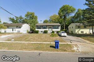 1904 Woodcrest Rd, Columbus, OH 43232