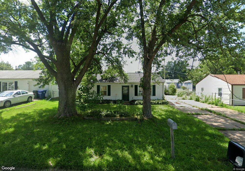 7418 Kelling St, Davenport, IA 52806 - photo 1