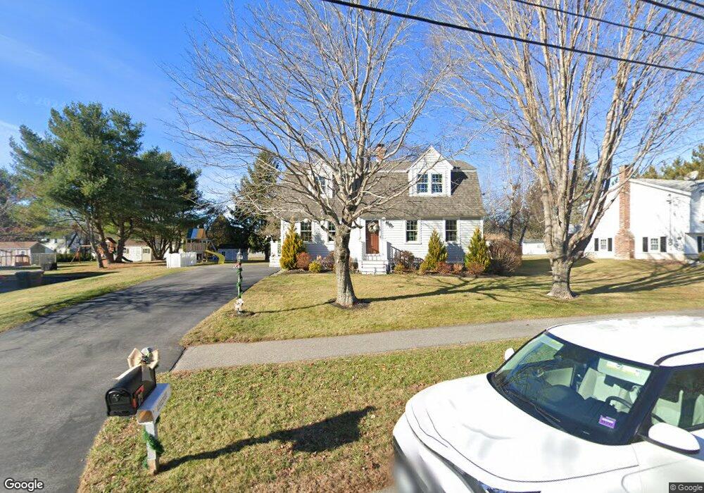 29 Hillview Ave, Saco, ME 04072 - photo 1