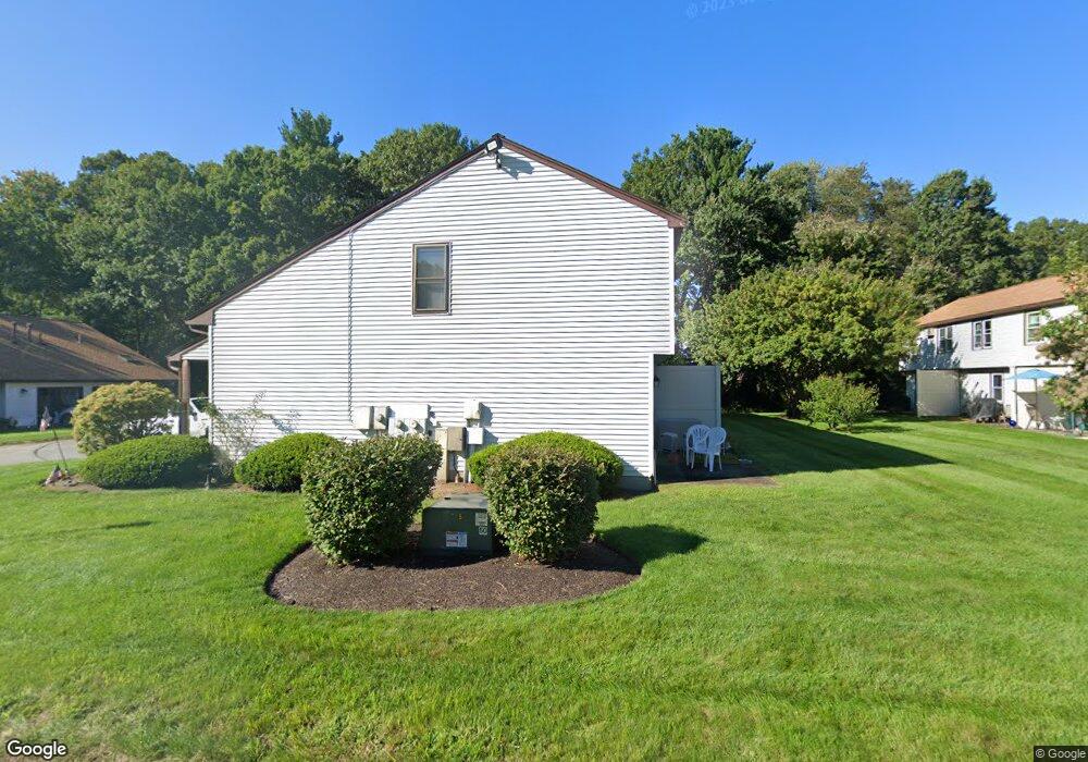 97 Decarolis Dr unit 97      20, Tewksbury, MA 01876 - photo 1